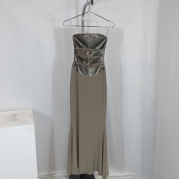 Herve Leger 'The Nova' Gown Size XXS - Picture 2 of 6